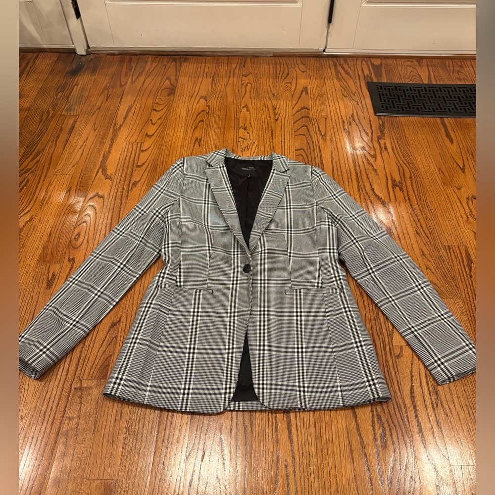 Banana Republic Black and White Checkered Blazer